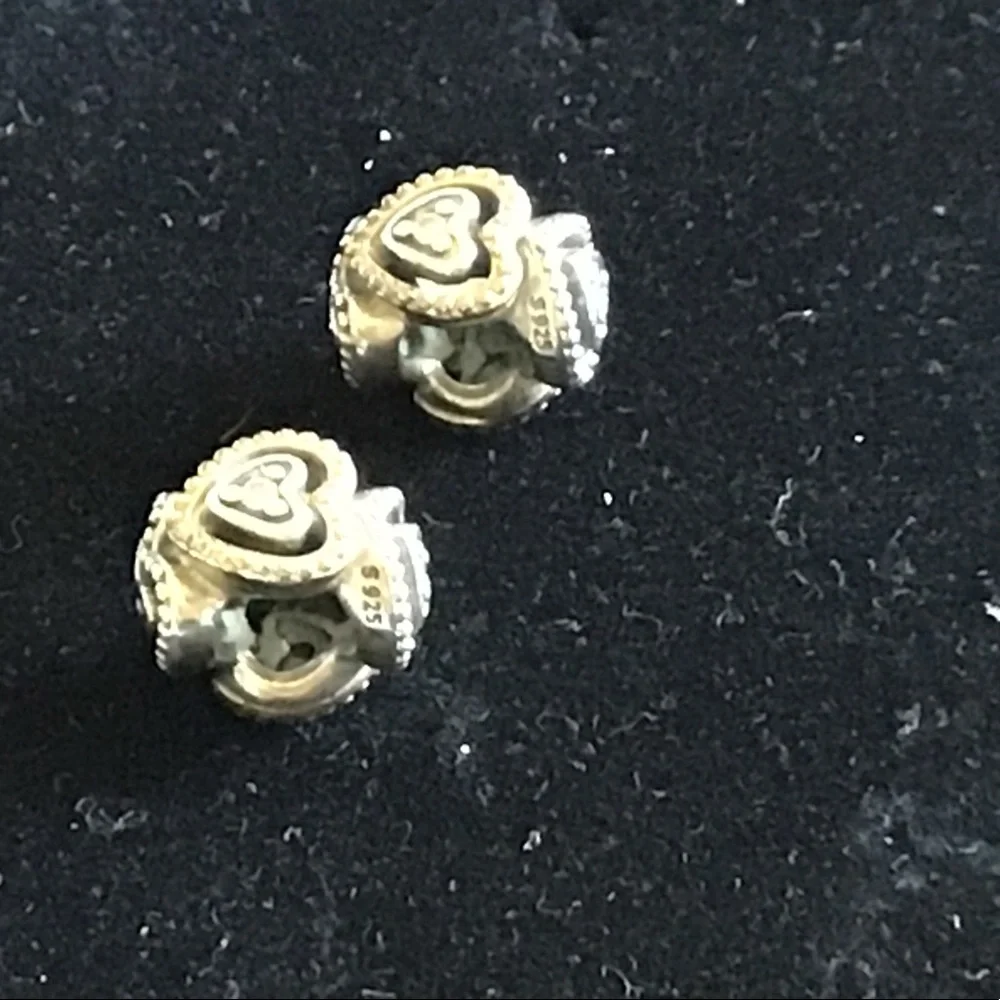 A pair of Pandora two tone charms - Picture 5 of 8